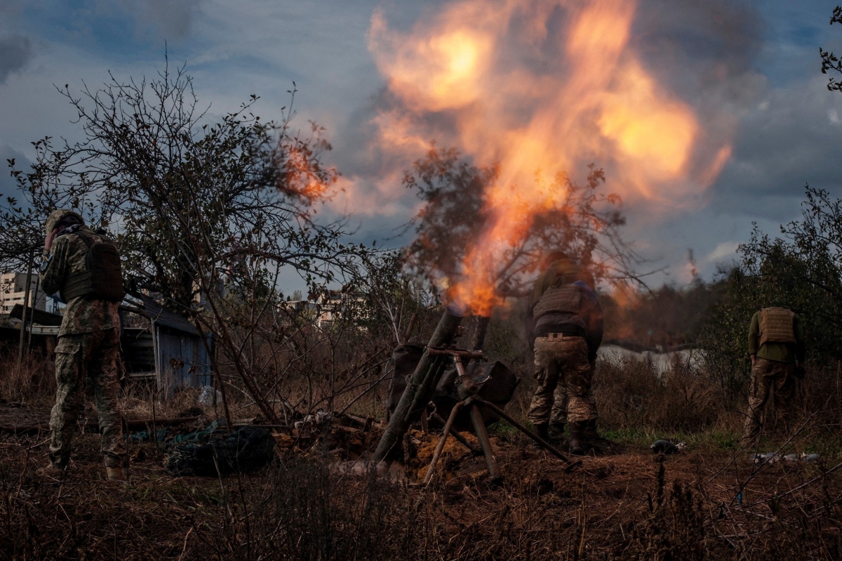 Mặt trận miền Đông rực lửa, Ukraine đối mặt mũi tiến công của Nga từ nhiều phía
